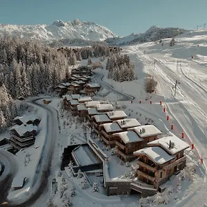 ultima-courchevel-chalets.hotels-rhonealpes.com/