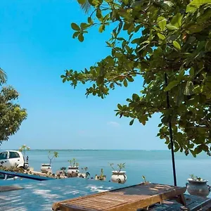 resort-lagoon-bay.negombohotels.net/