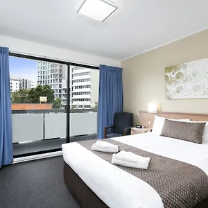 metropolitan-motor-inn.queenslandhotels.net/